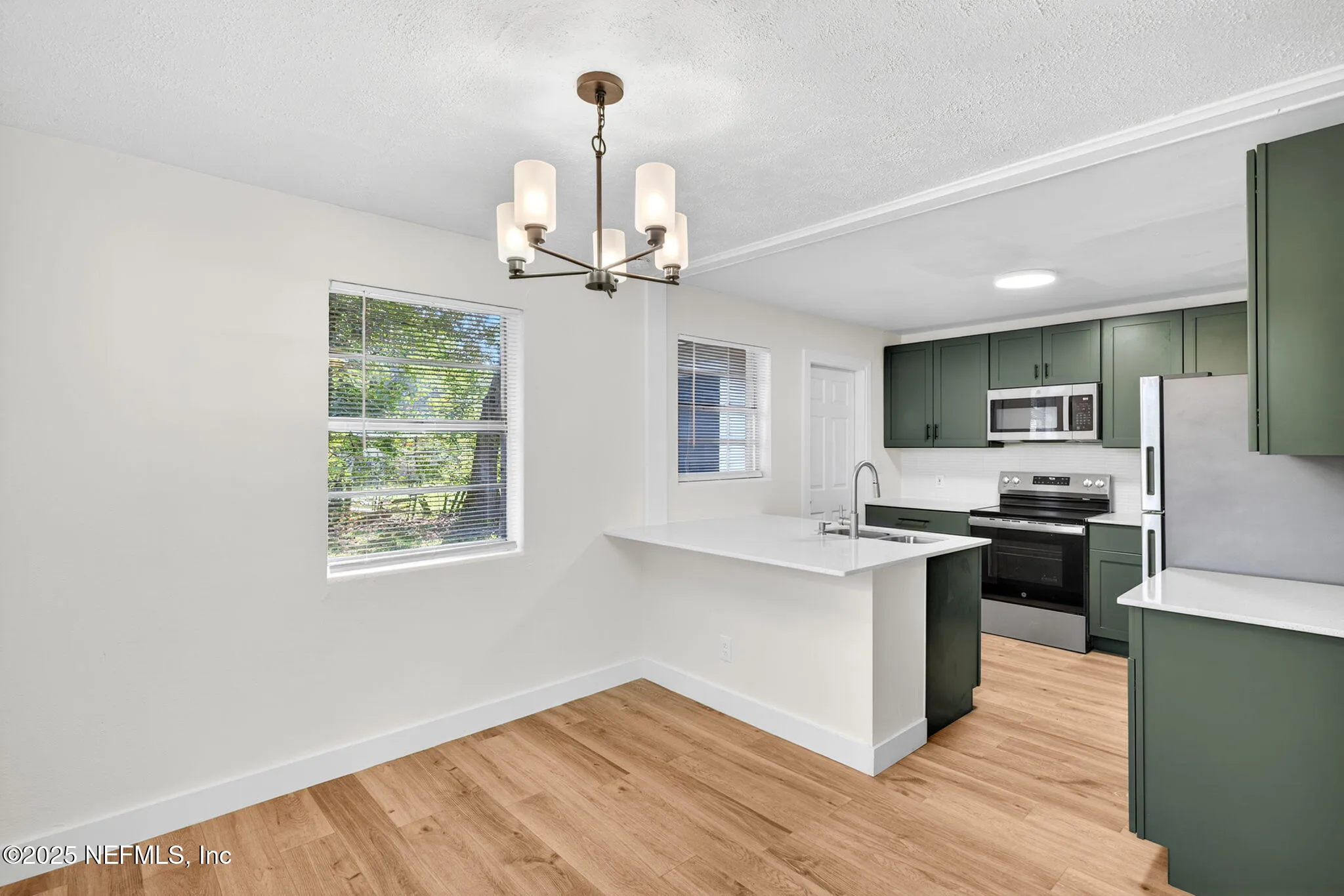 Jacksonville, Florida 32205, United States, 3 Bedrooms Bedrooms, ,1 BathroomBathrooms,Residential,Active,232841