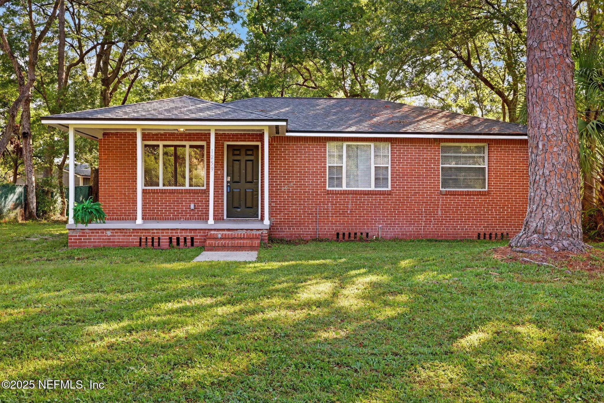 Jacksonville, Florida 32205, United States, 3 Bedrooms Bedrooms, ,1 BathroomBathrooms,Residential,Active,232841