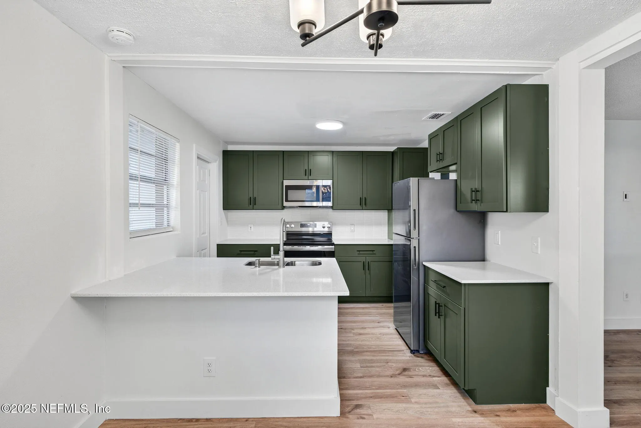 Jacksonville, Florida 32205, United States, 3 Bedrooms Bedrooms, ,1 BathroomBathrooms,Residential,Active,232841