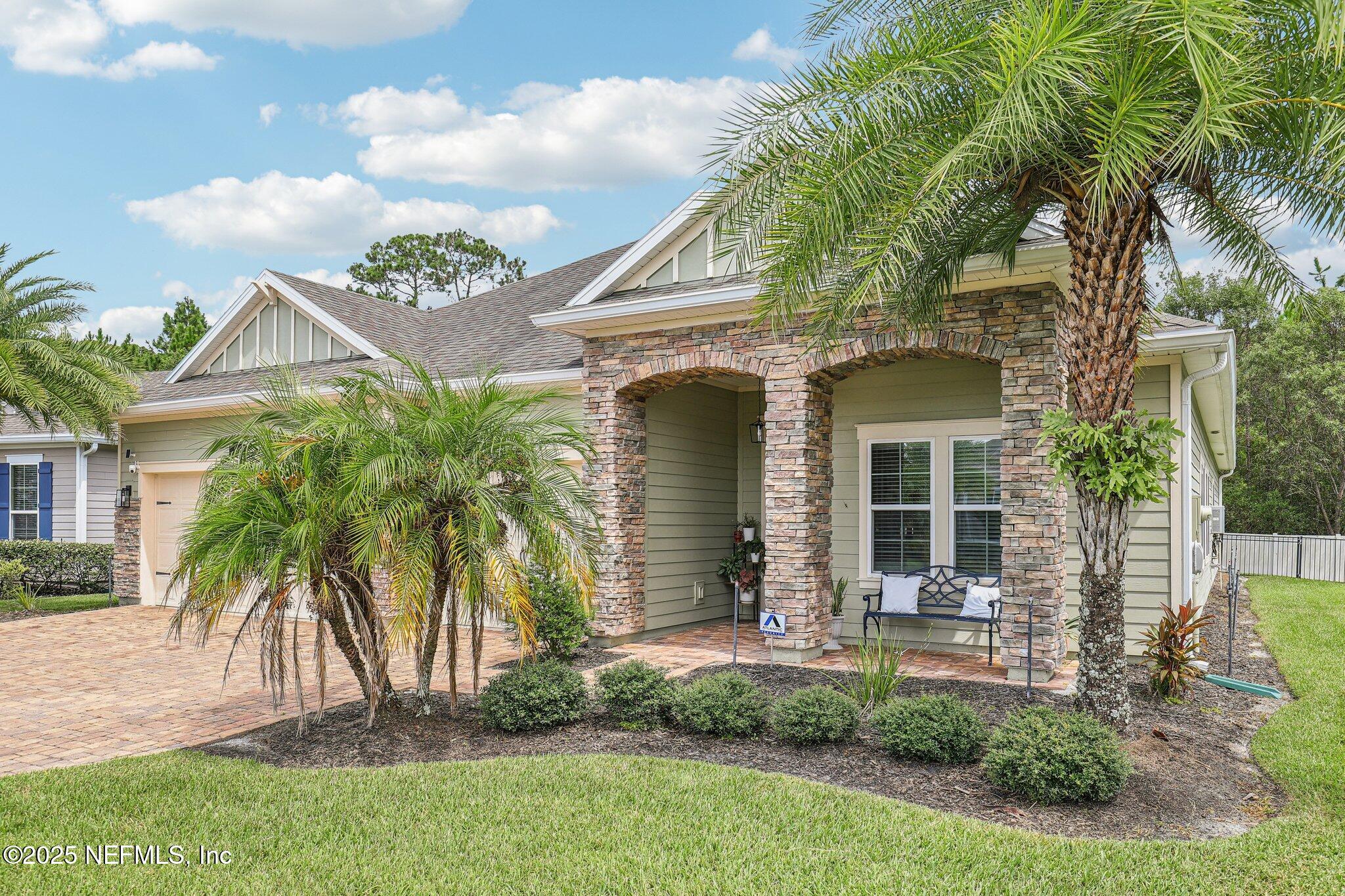 291 SAINT KITTS Loop