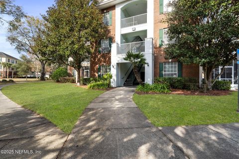 A home in Orange Park