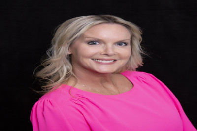 This is a photo of JENNIE GRIFFIN. This professional services YULEE, FL 32097 and the surrounding areas.