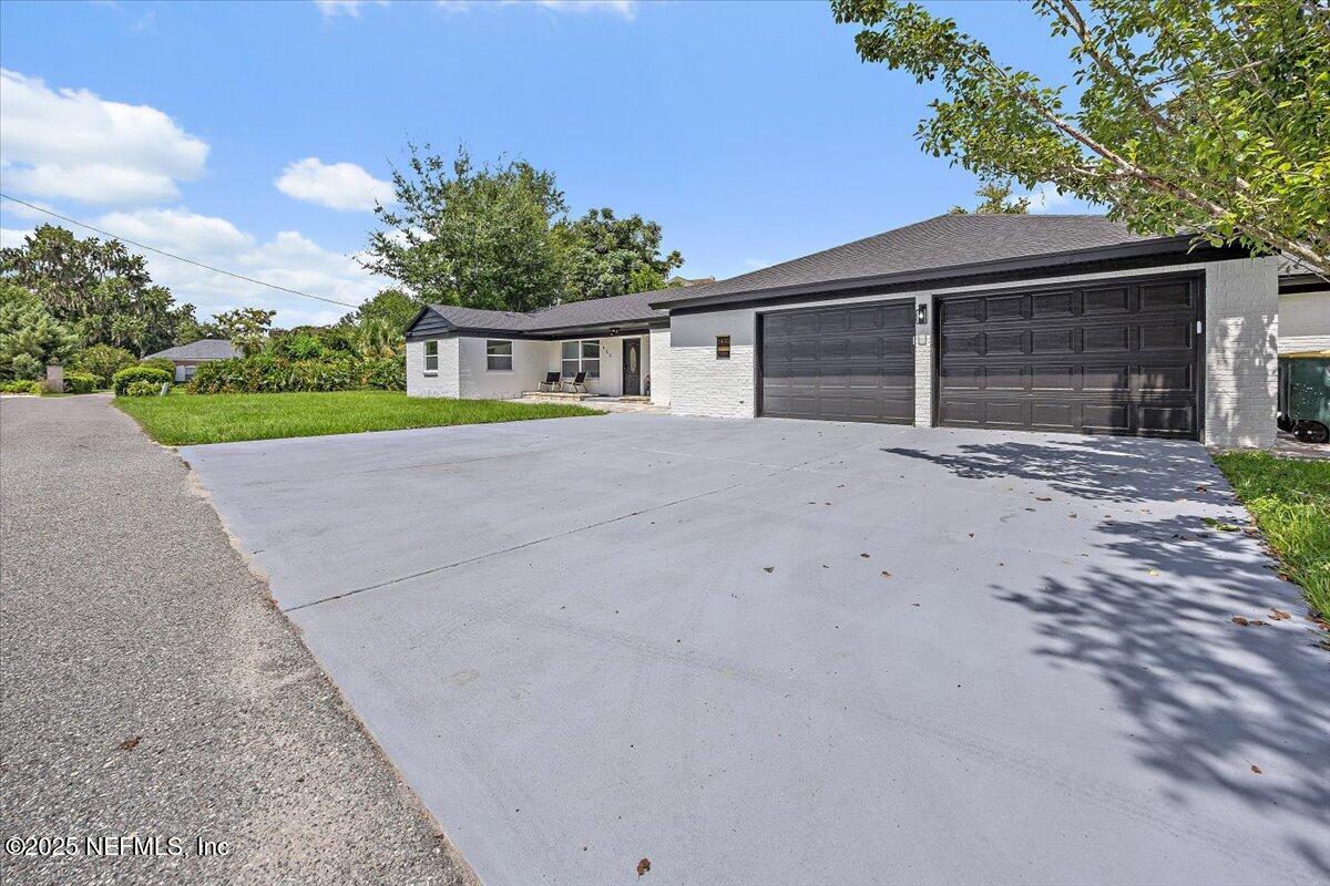 1435 FLANDERS Road