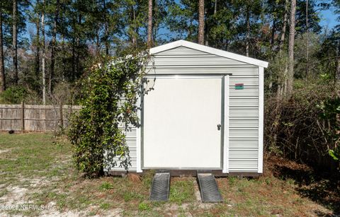 A home in Middleburg