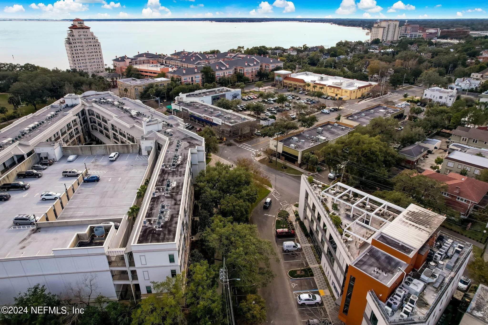 Jacksonville, Florida 32204, United States, 10 Bedrooms Bedrooms, ,10 BathroomsBathrooms,Residential,Pending,49812