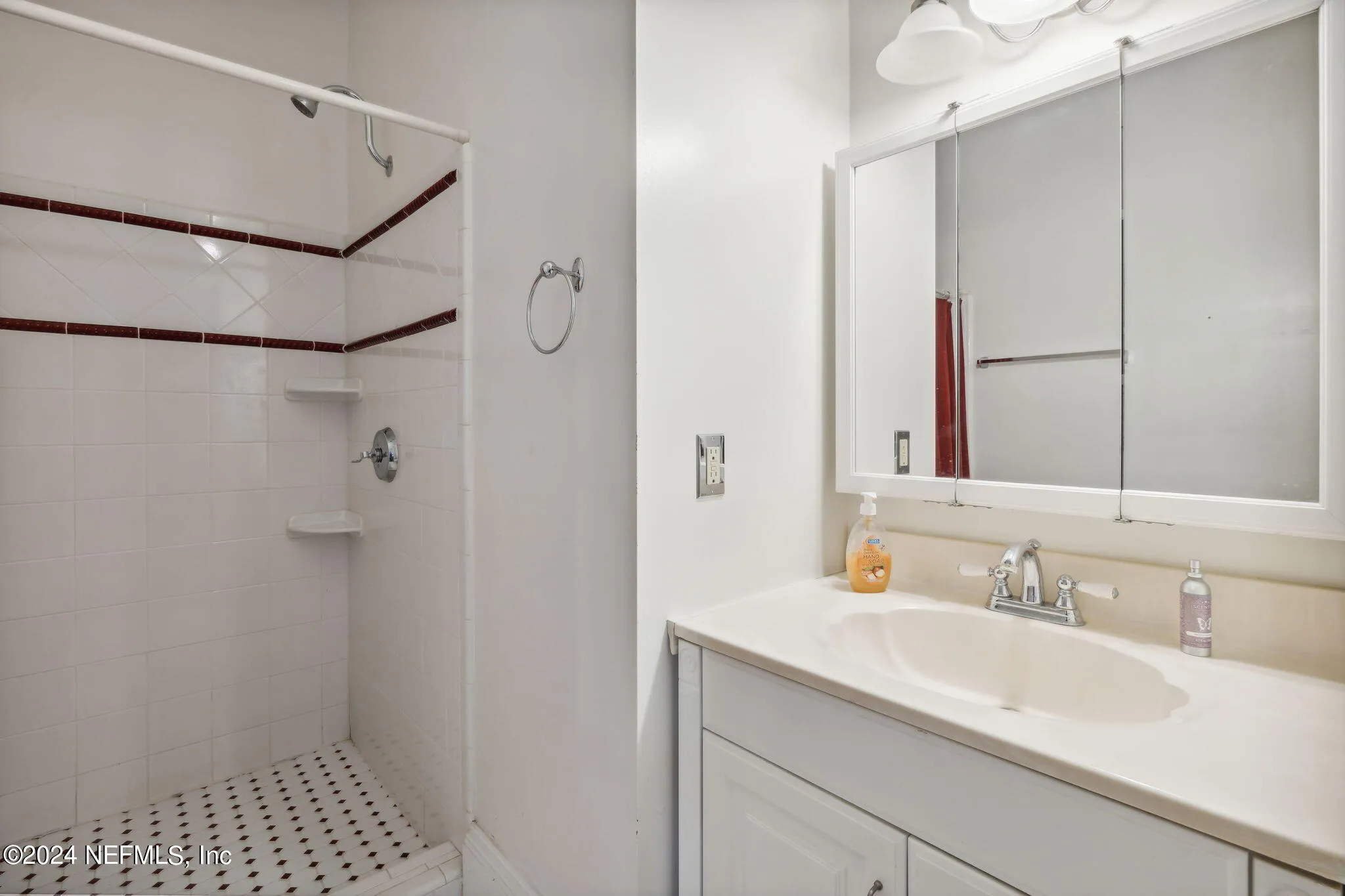 Jacksonville, Florida 32204, United States, 10 Bedrooms Bedrooms, ,10 BathroomsBathrooms,Residential,Pending,49812