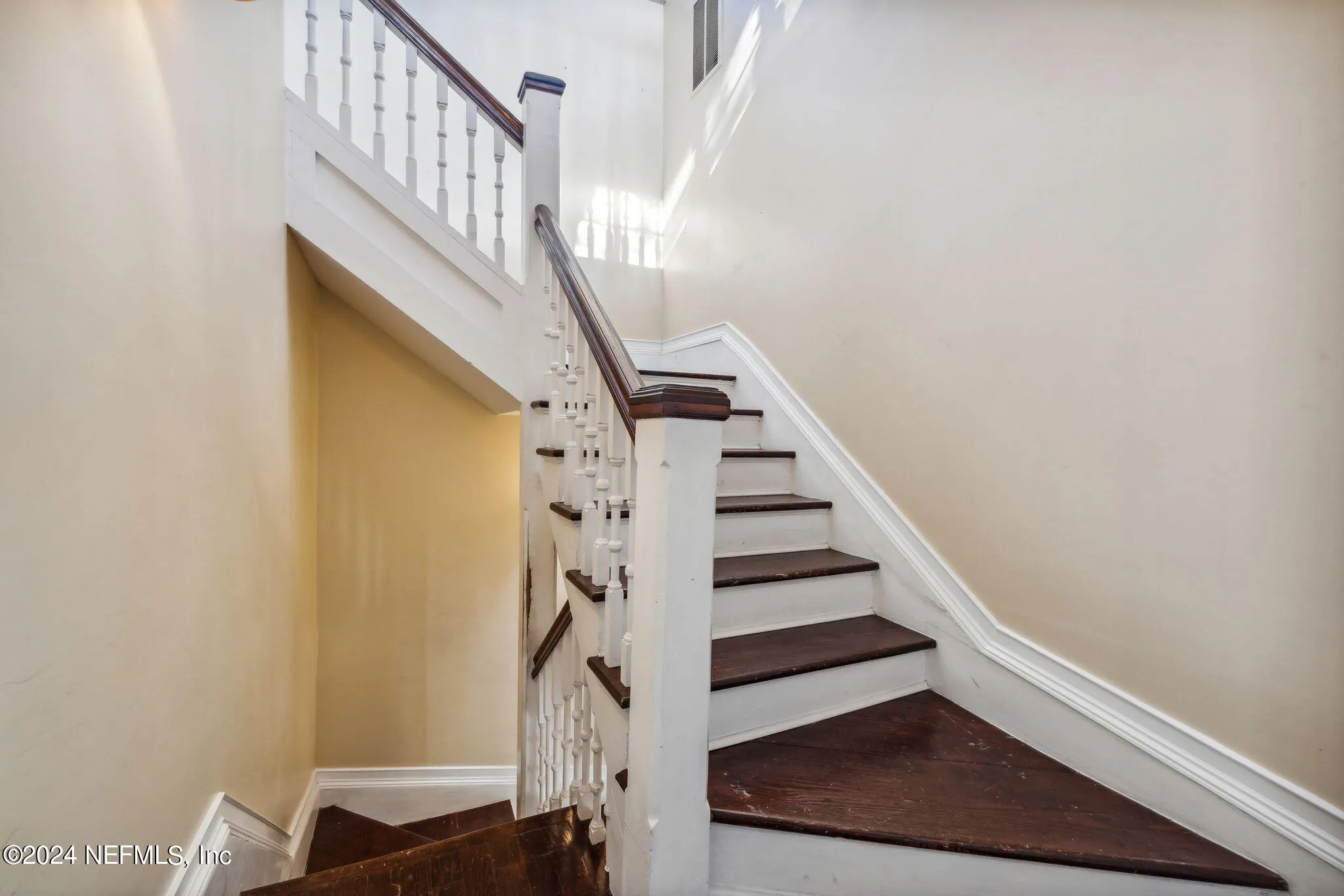 Jacksonville, Florida 32204, United States, 10 Bedrooms Bedrooms, ,10 BathroomsBathrooms,Residential,Pending,49812