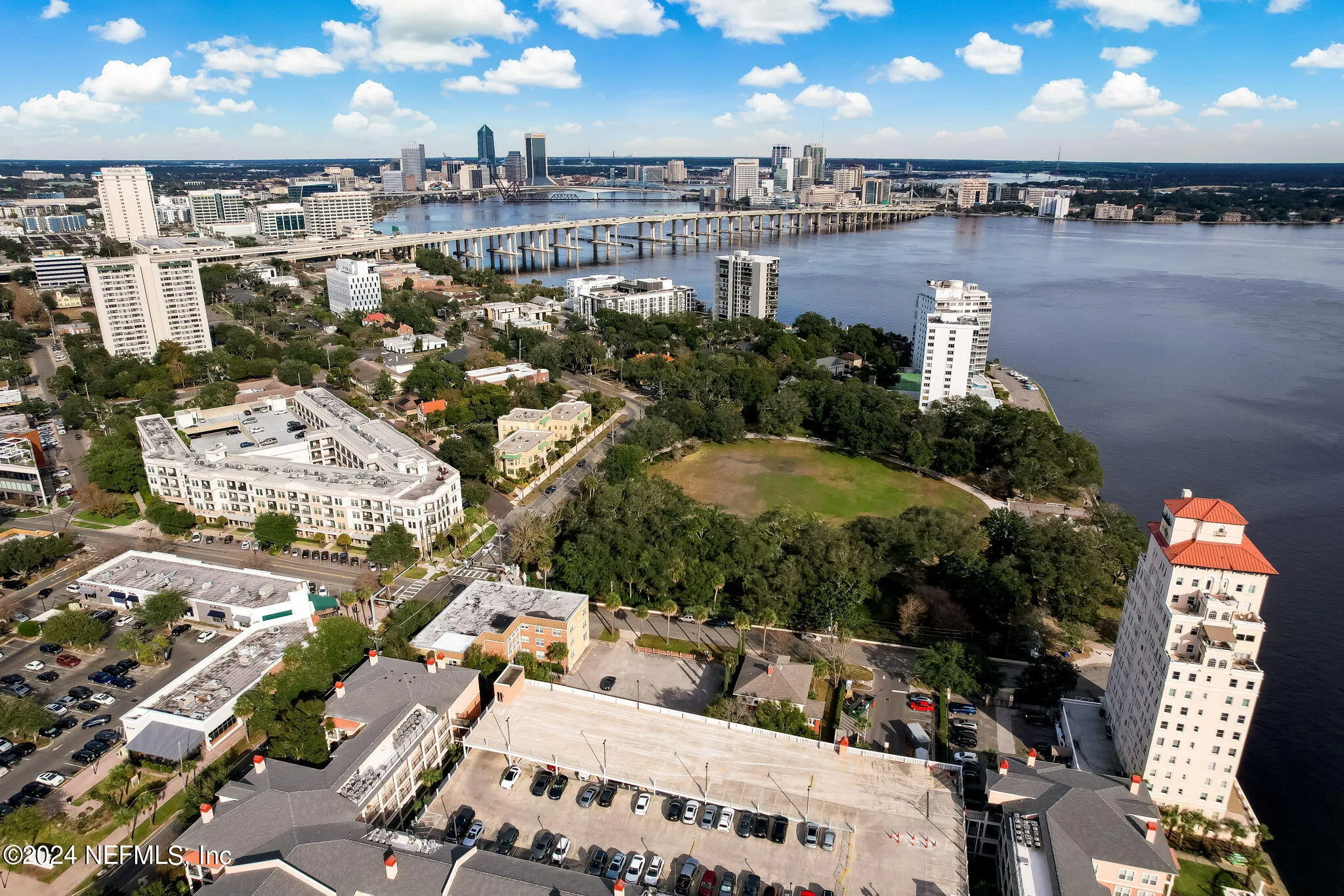 Jacksonville, Florida 32204, United States, 10 Bedrooms Bedrooms, ,10 BathroomsBathrooms,Residential,Pending,49812