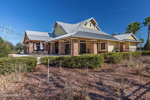 A home in Middleburg