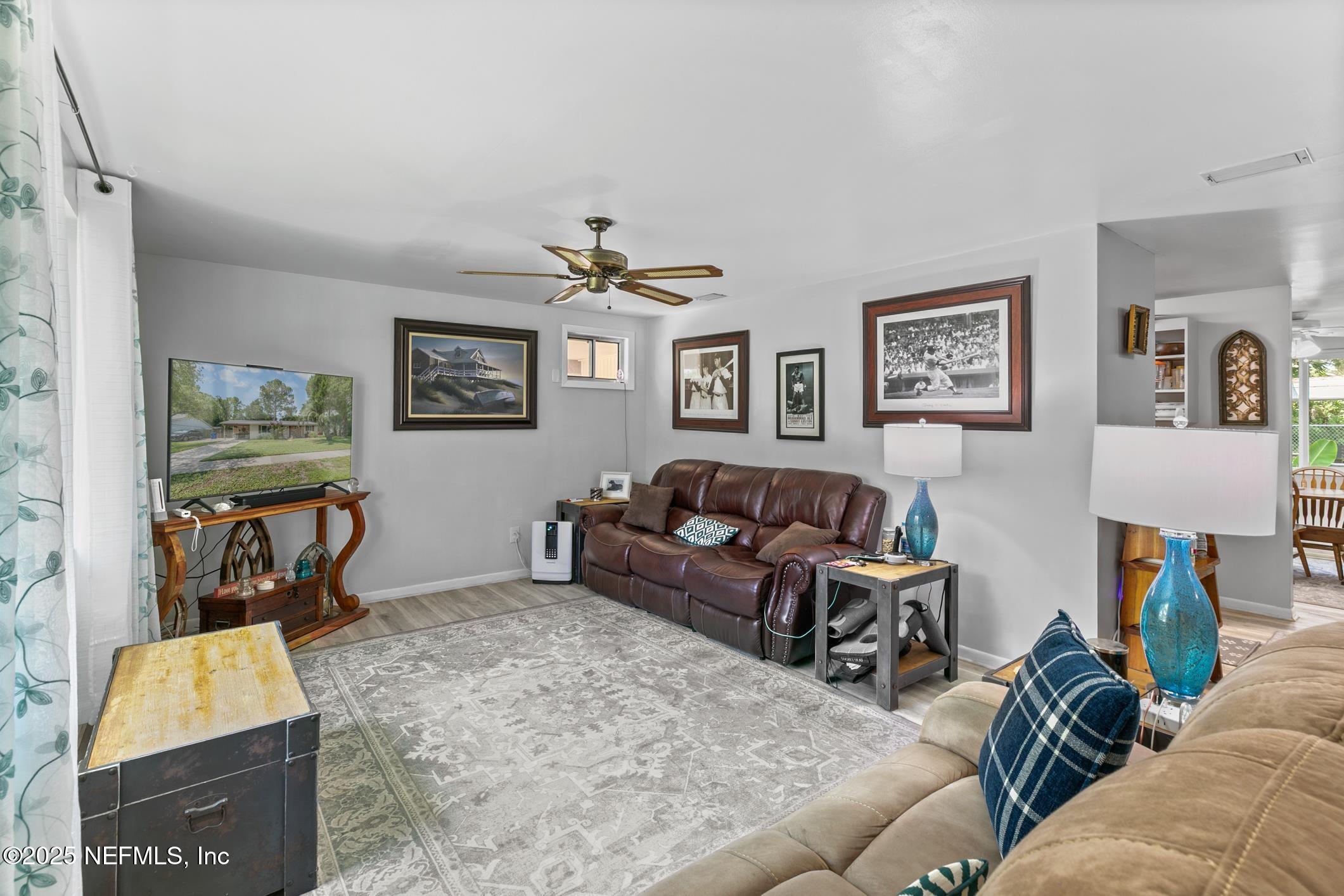201 ESTANCIA Street