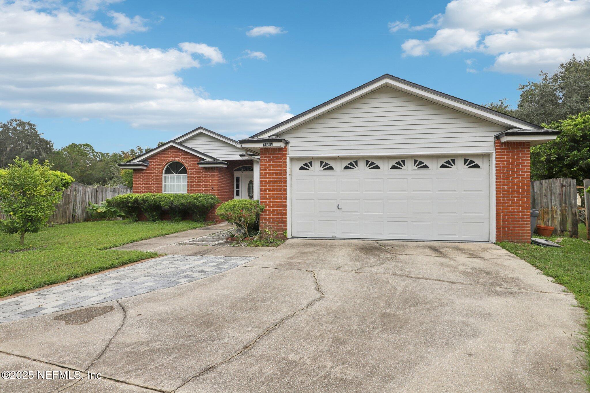 7668 FAWN LAKE Drive N