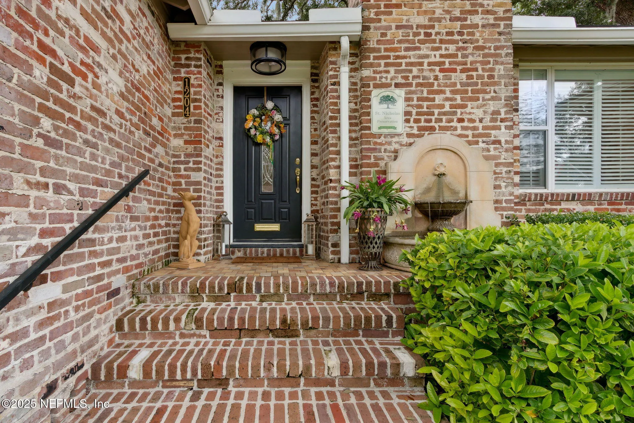 Jacksonville, Florida 32207, United States, 3 Bedrooms Bedrooms, ,3 BathroomsBathrooms,Residential,Pending,204945