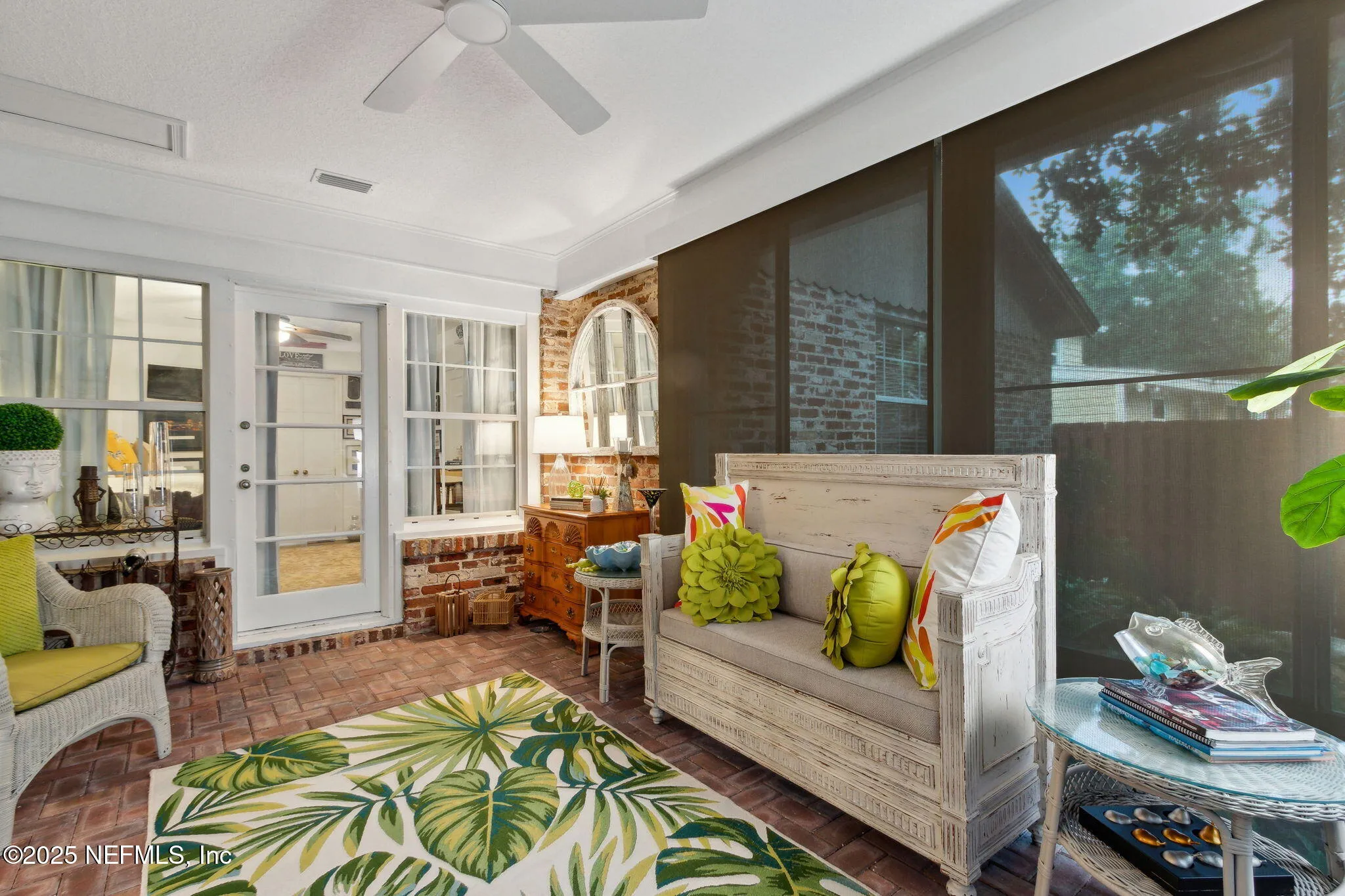 Jacksonville, Florida 32207, United States, 3 Bedrooms Bedrooms, ,3 BathroomsBathrooms,Residential,Pending,204945