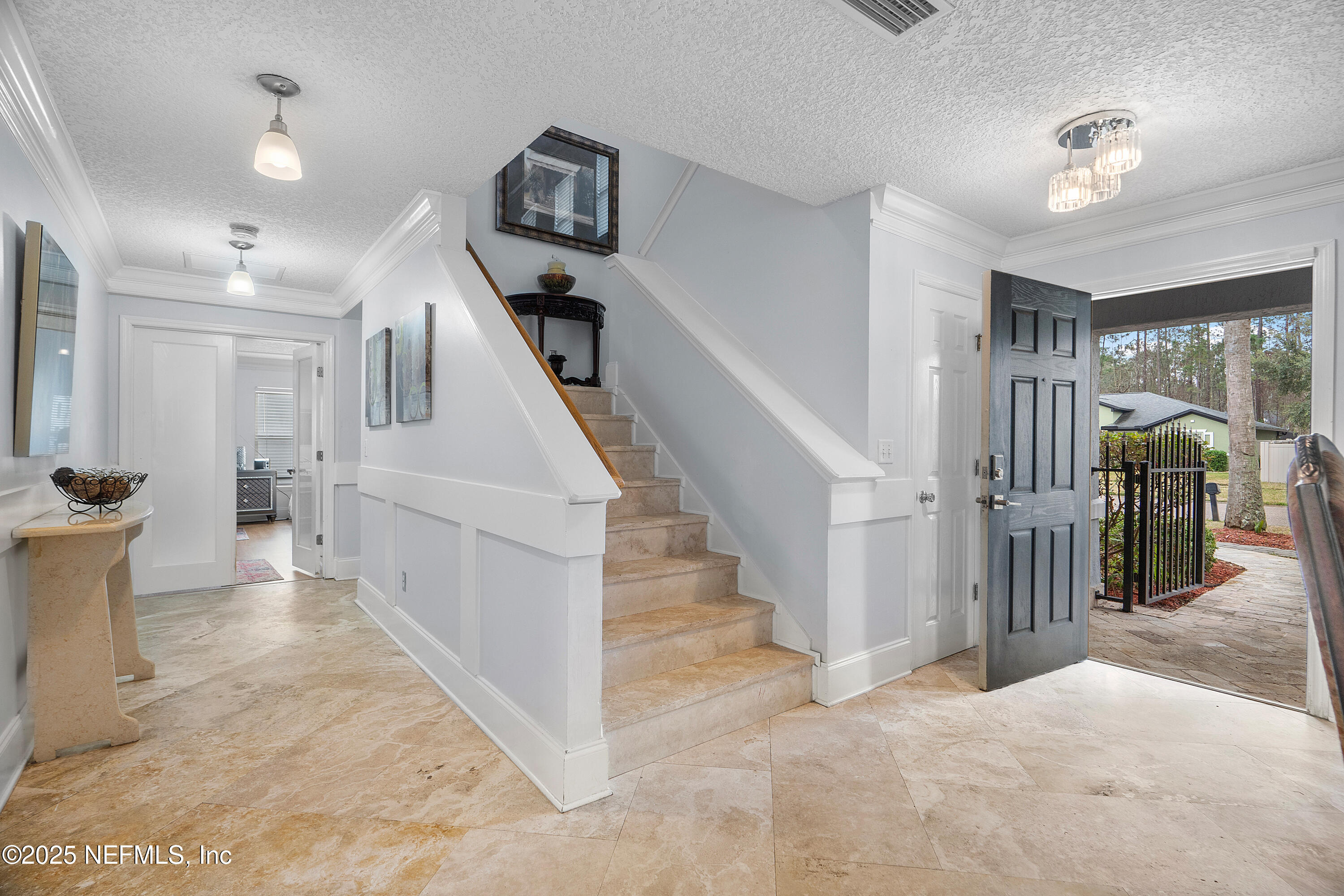1387 DUNNS LAKE Drive