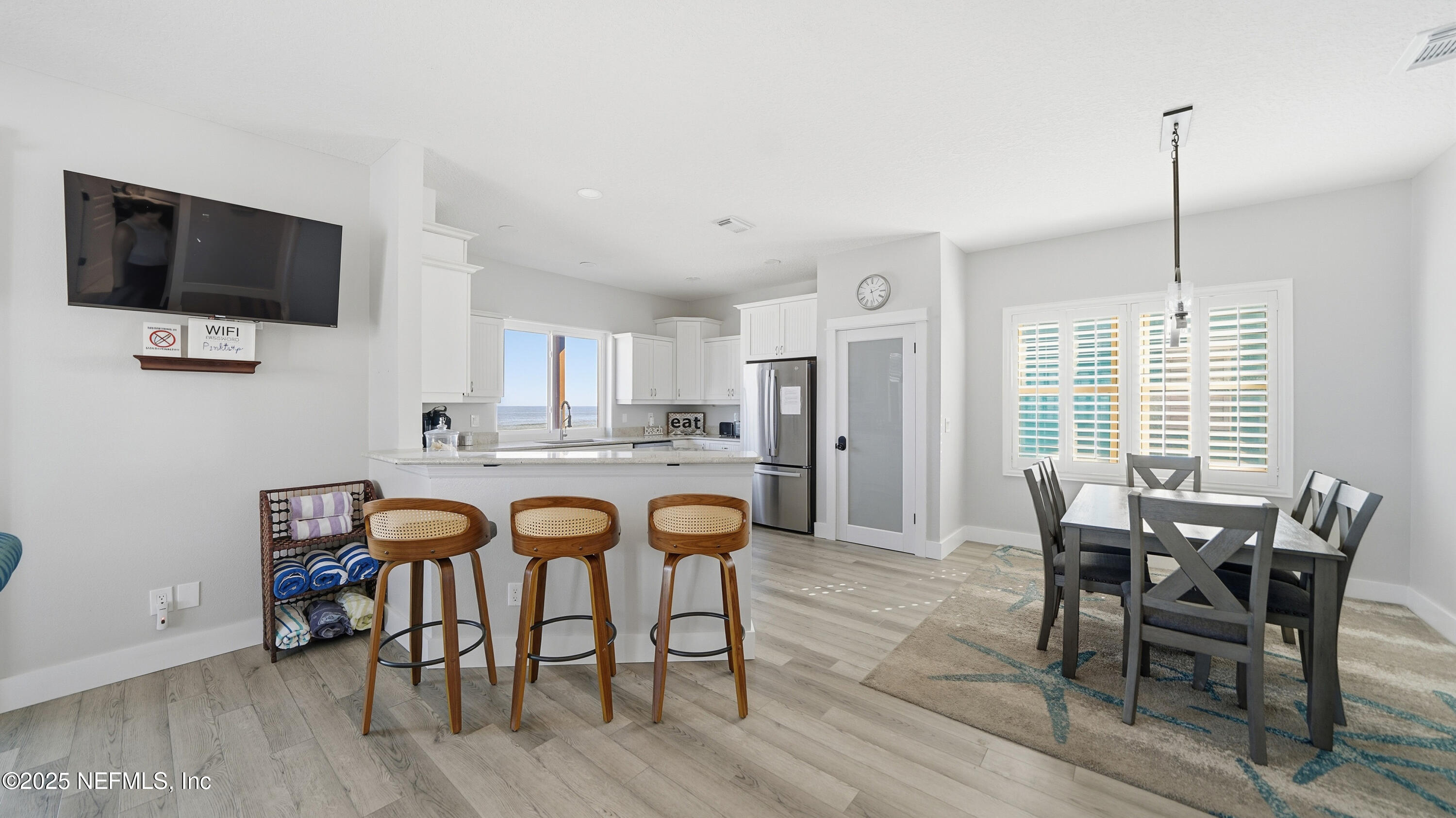 3341 N OCEAN SHORE Boulevard