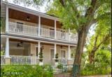 1203 HUBBARD