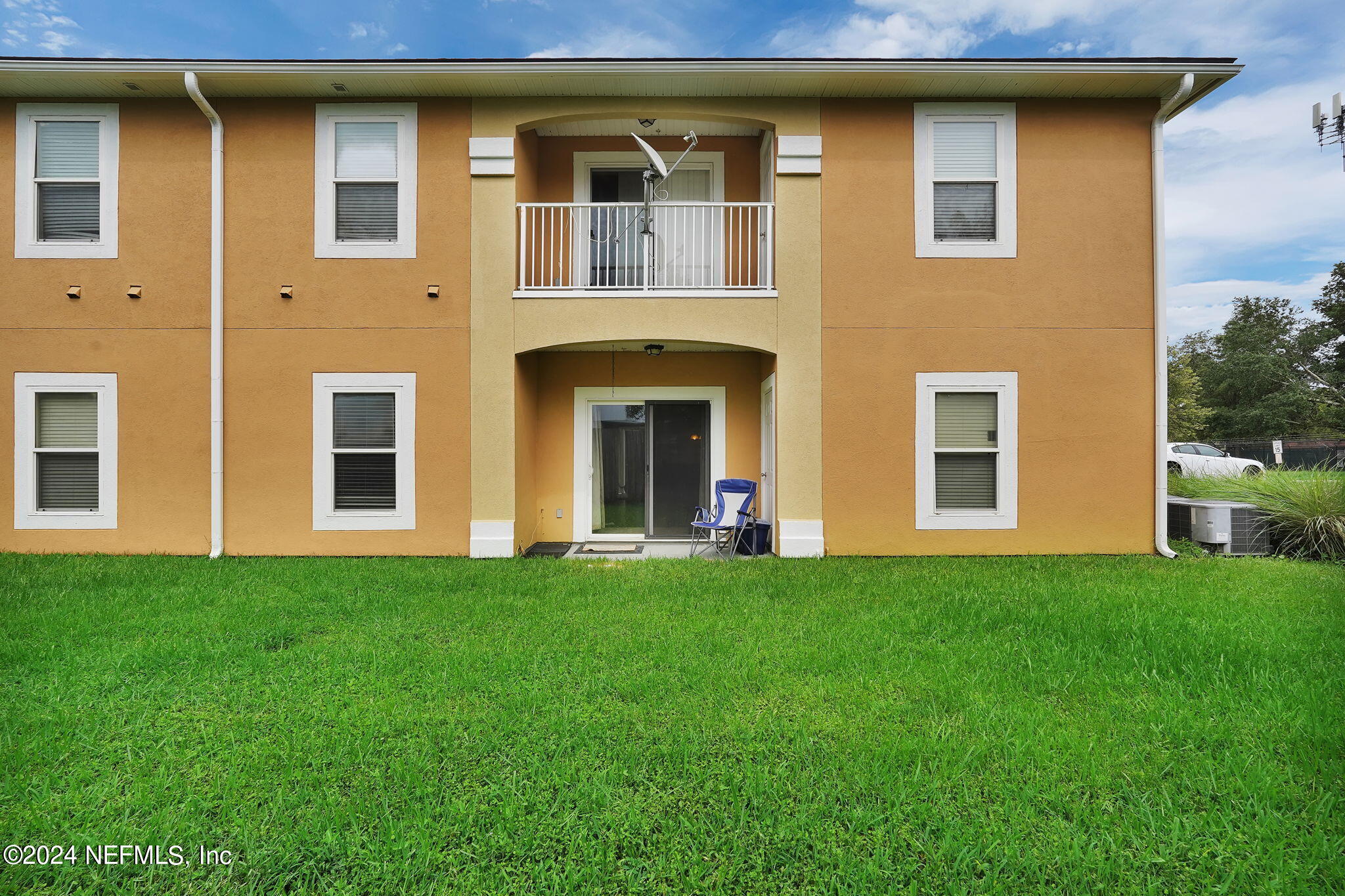 View Jacksonville, FL 32244 condo