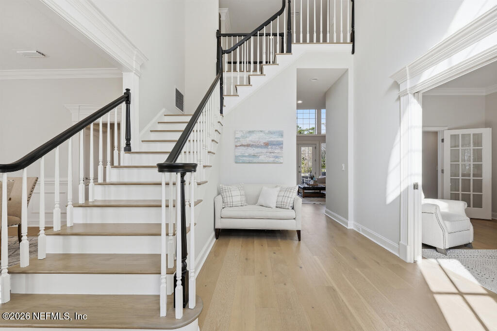 7956 HOLLYRIDGE Road