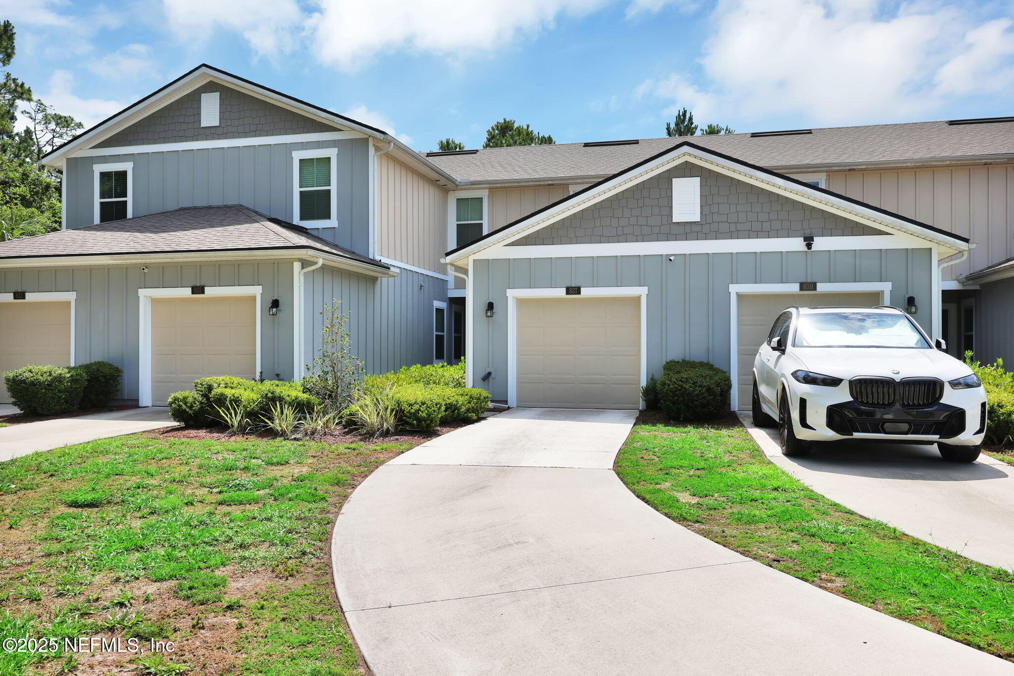 837 CAPITOL Parkway