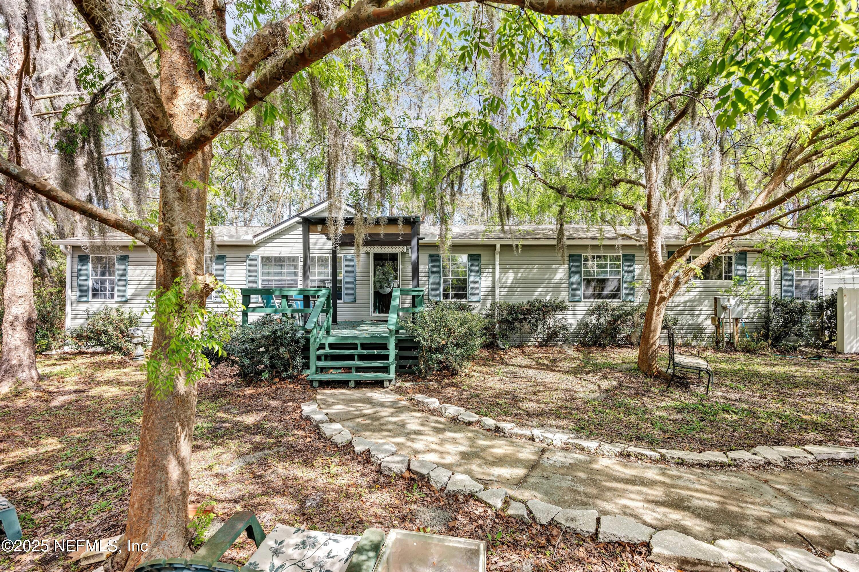 337 SHADY OAK Circle