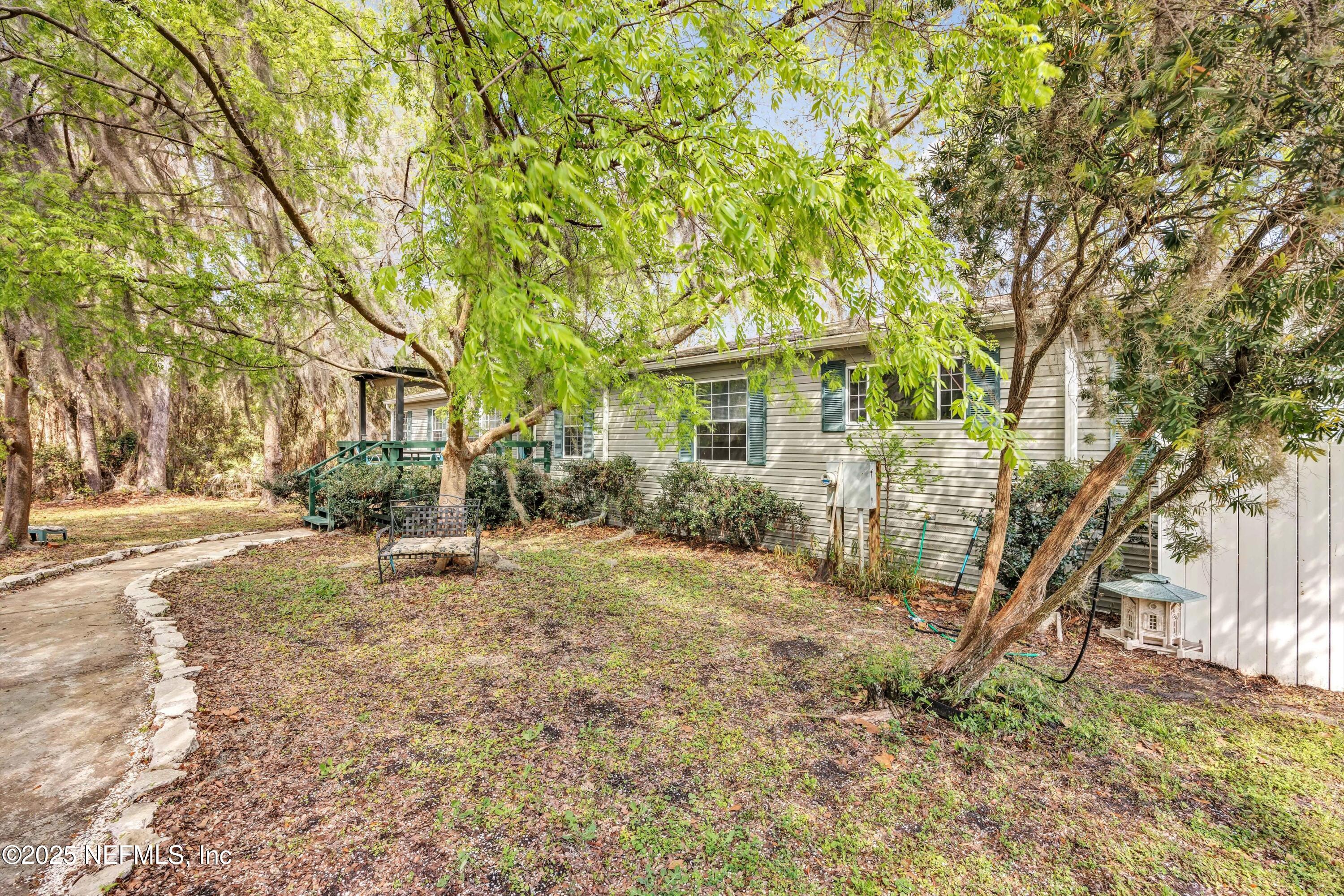 337 SHADY OAK Circle