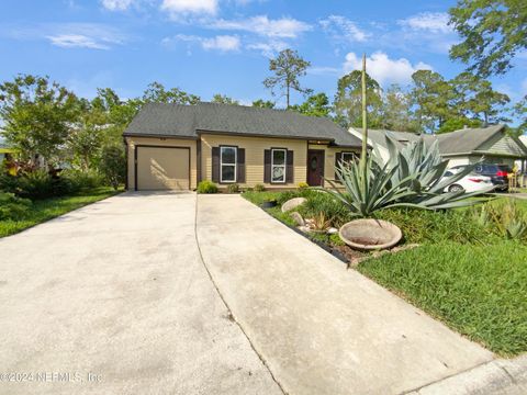 Single Family Residence in Jacksonville FL 3929 ENGLISH COLONY Drive.jpg