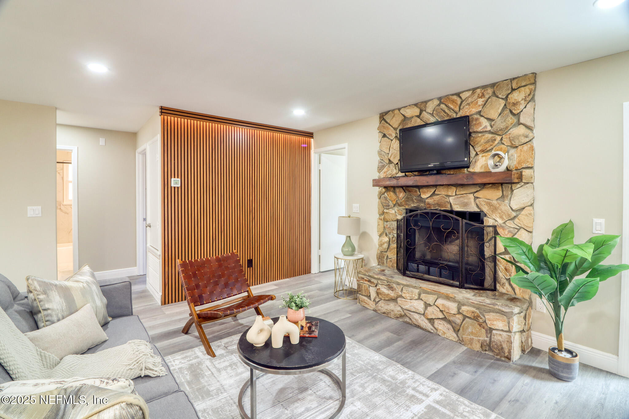 1273 TURTLE CREEK Drive S