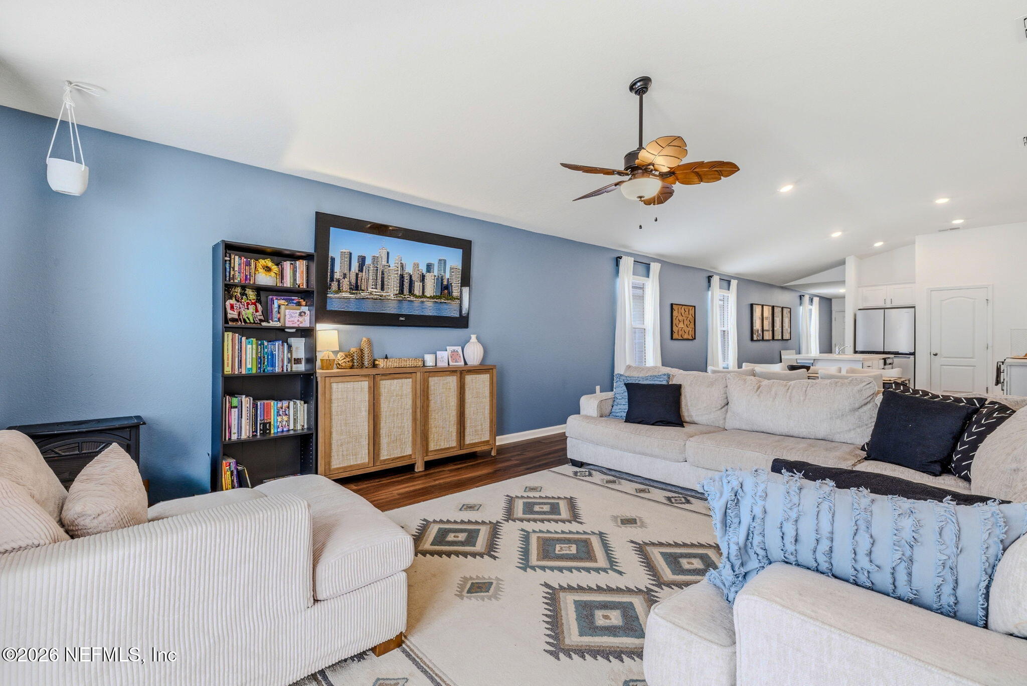 10026 SITTING FOX Drive