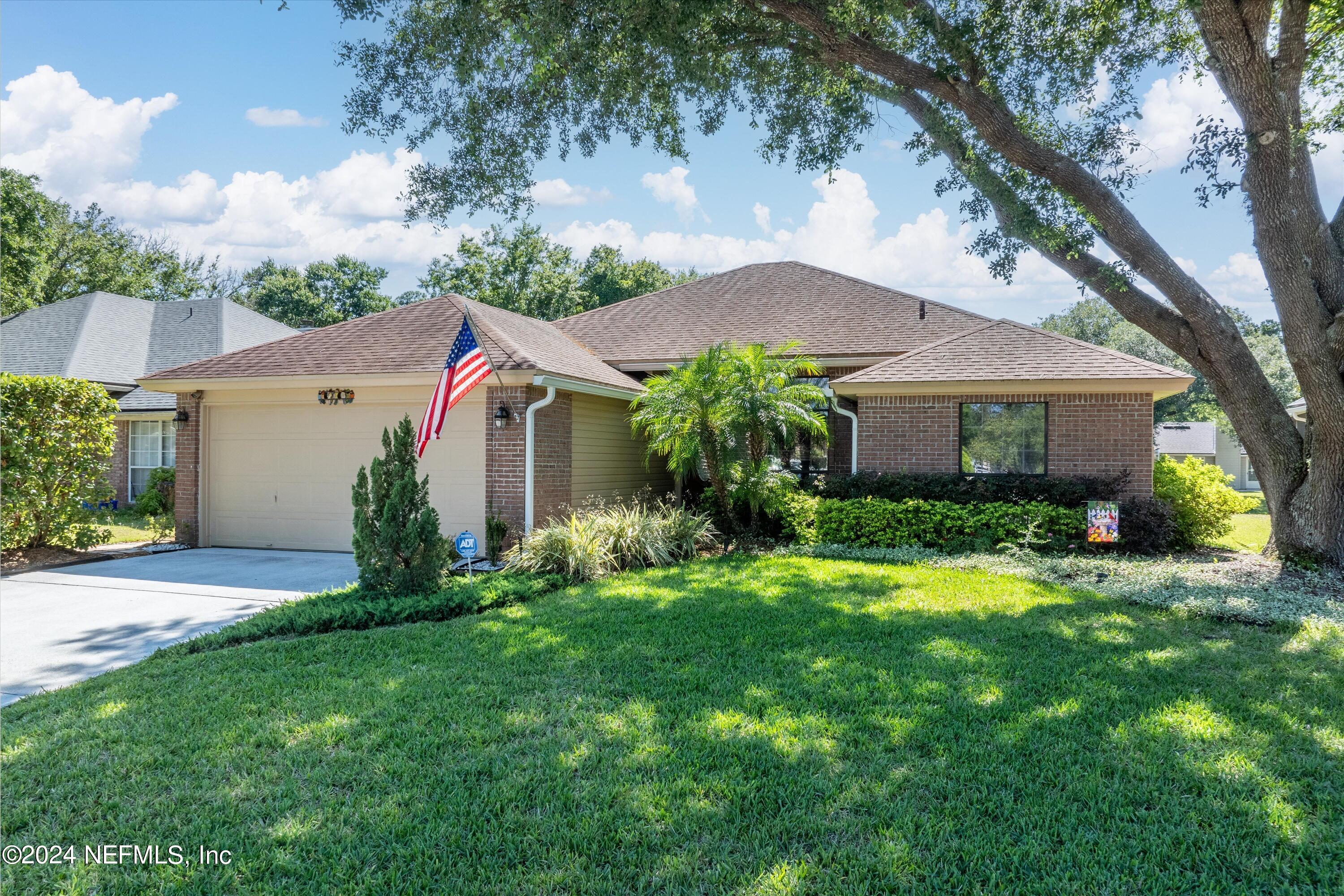 Jacksonville, FL home for sale located at 9618 Broken Oak Boulevard, Jacksonville, FL 32257