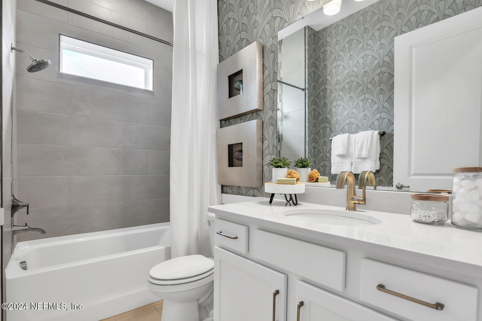 597 KNOTTED BIRCH Avenue