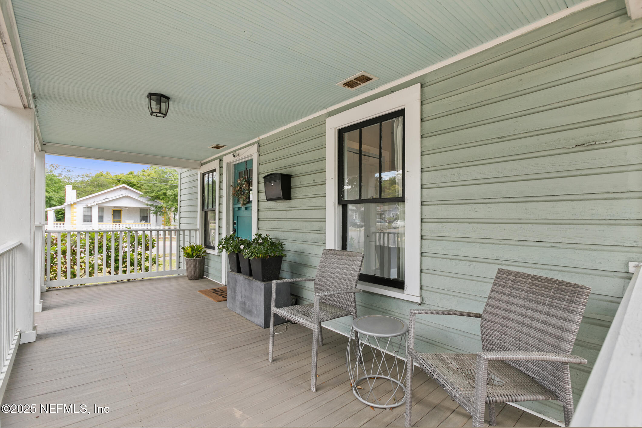 1709 PINEGROVE Avenue