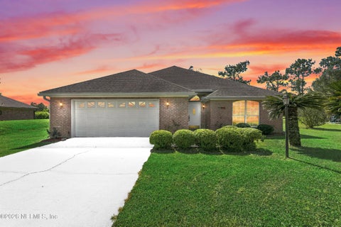 Photo of 10040 N PEBBLE RIDGE Drive N, Jacksonville, FL 32220 (MLS # 2167197)