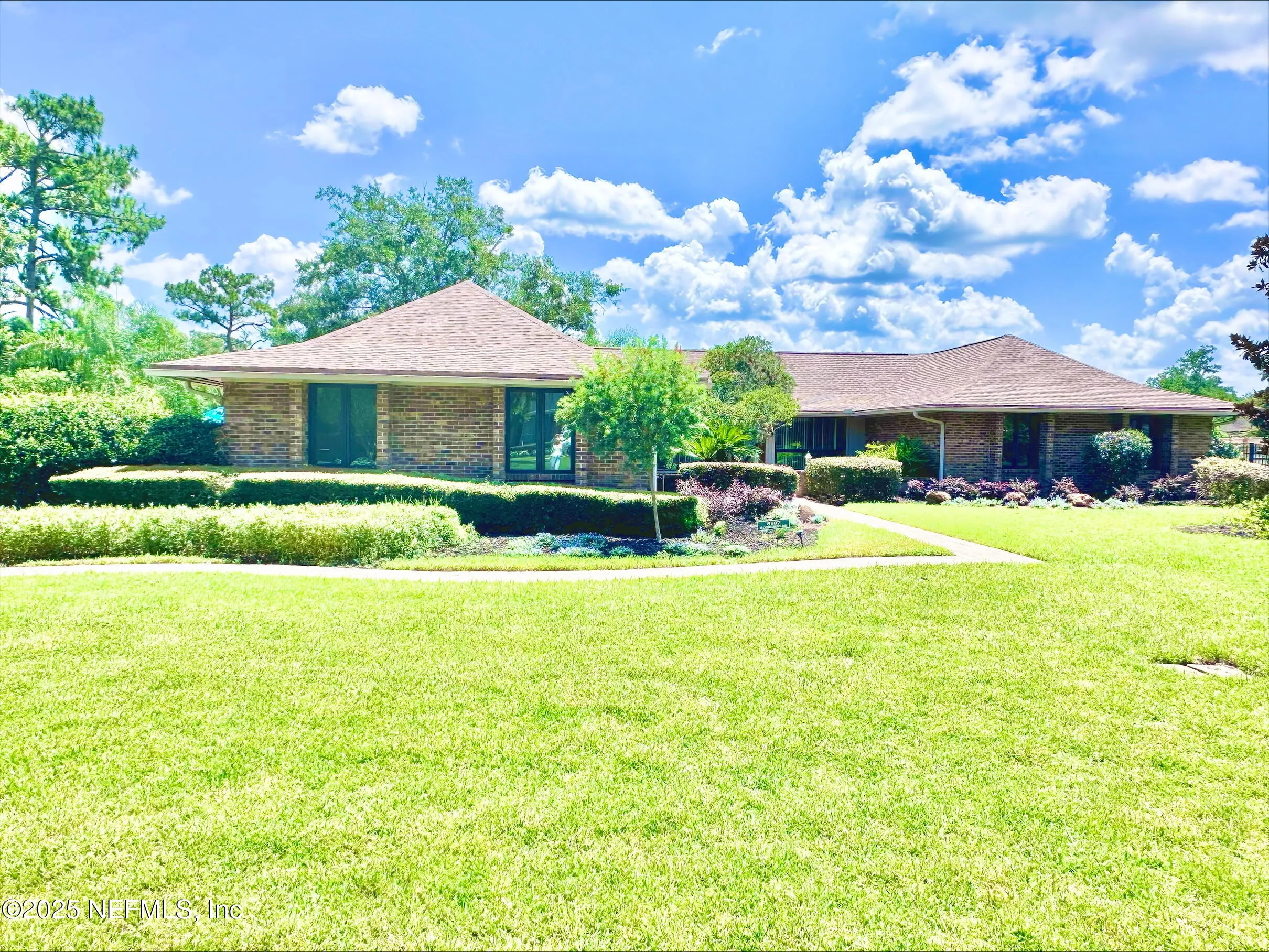 Jacksonville, Florida 32256, United States, 4 Bedrooms Bedrooms, ,3 BathroomsBathrooms,Residential,Coming Soon,165700