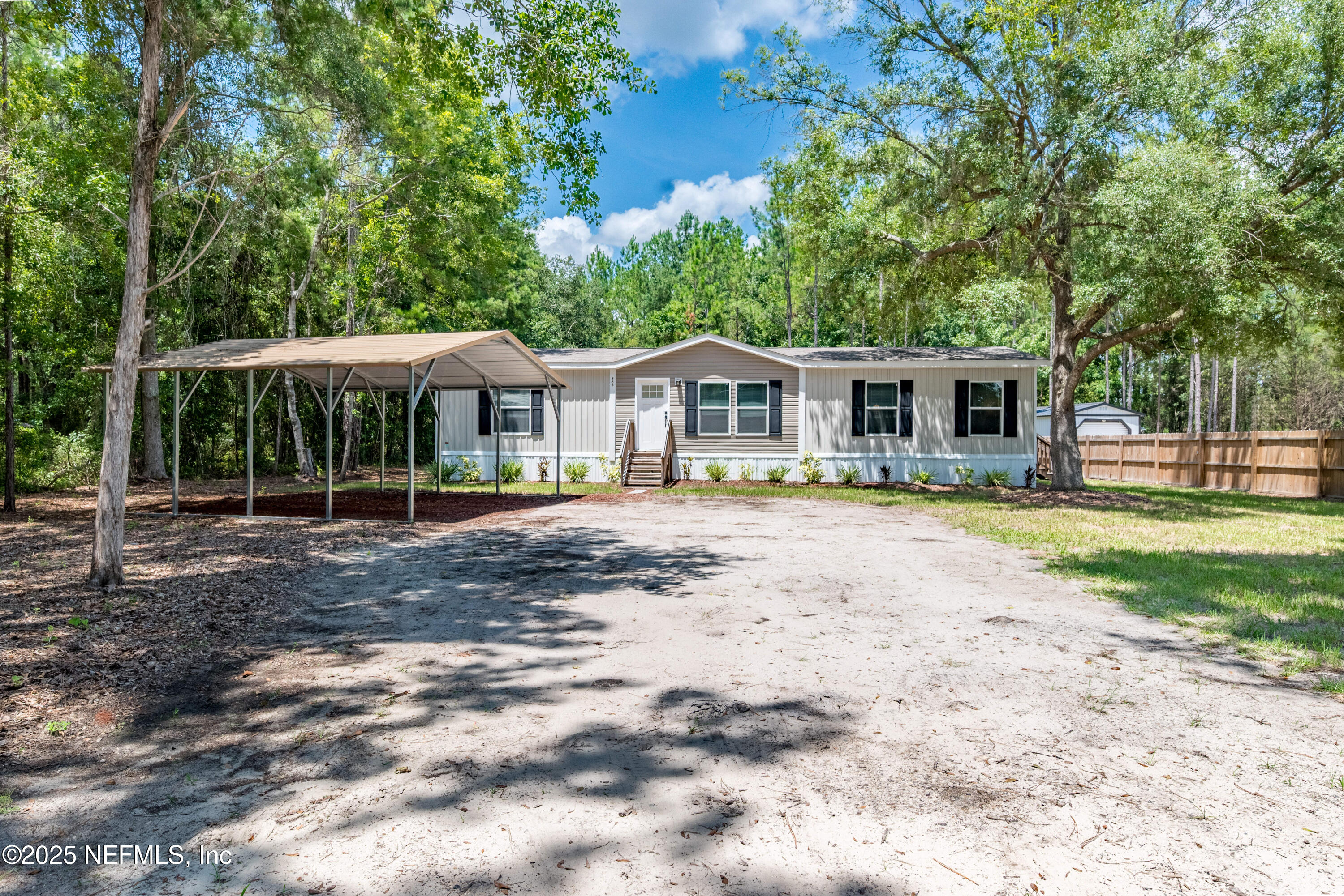 785 W MARKET Road