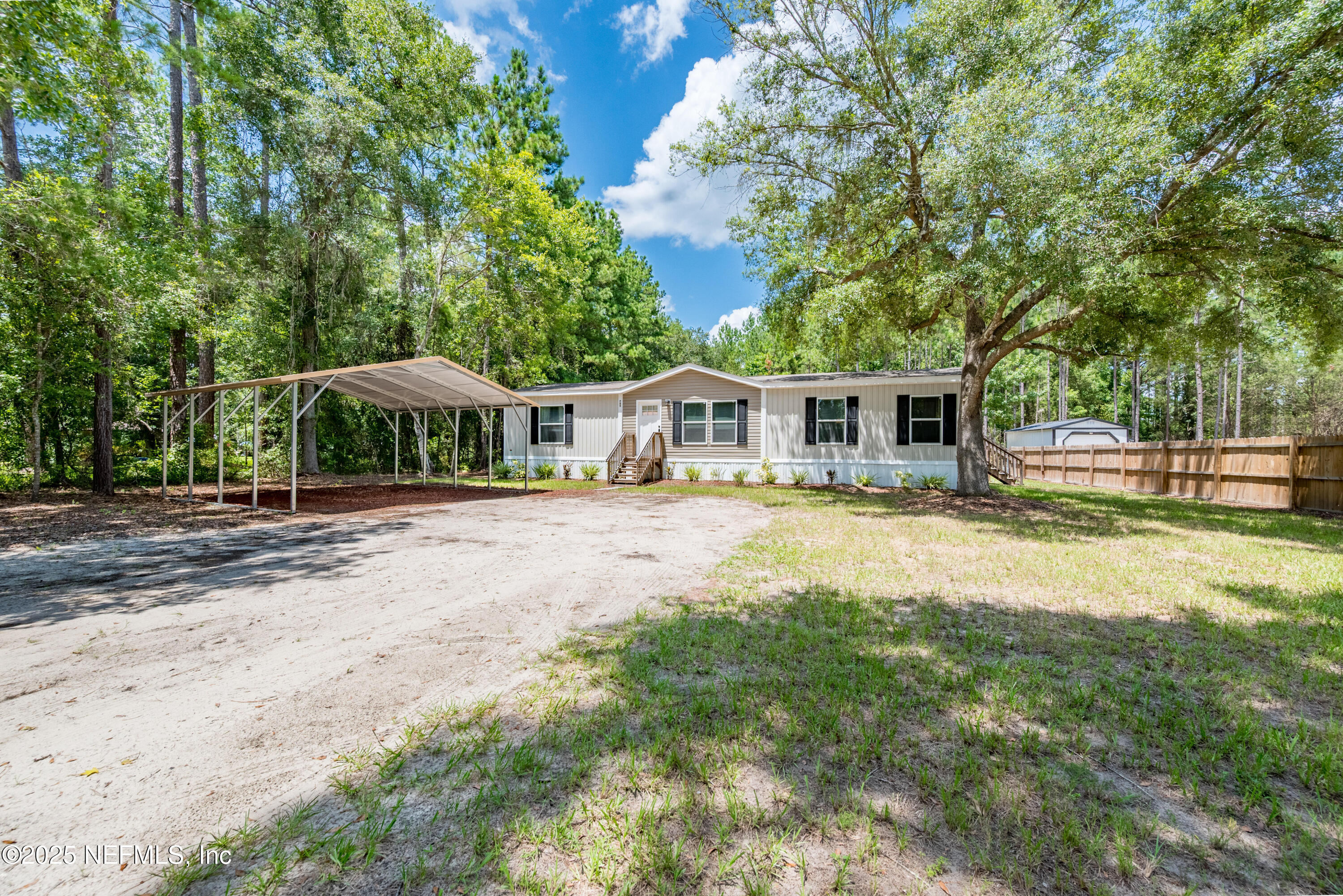 785 W MARKET Road