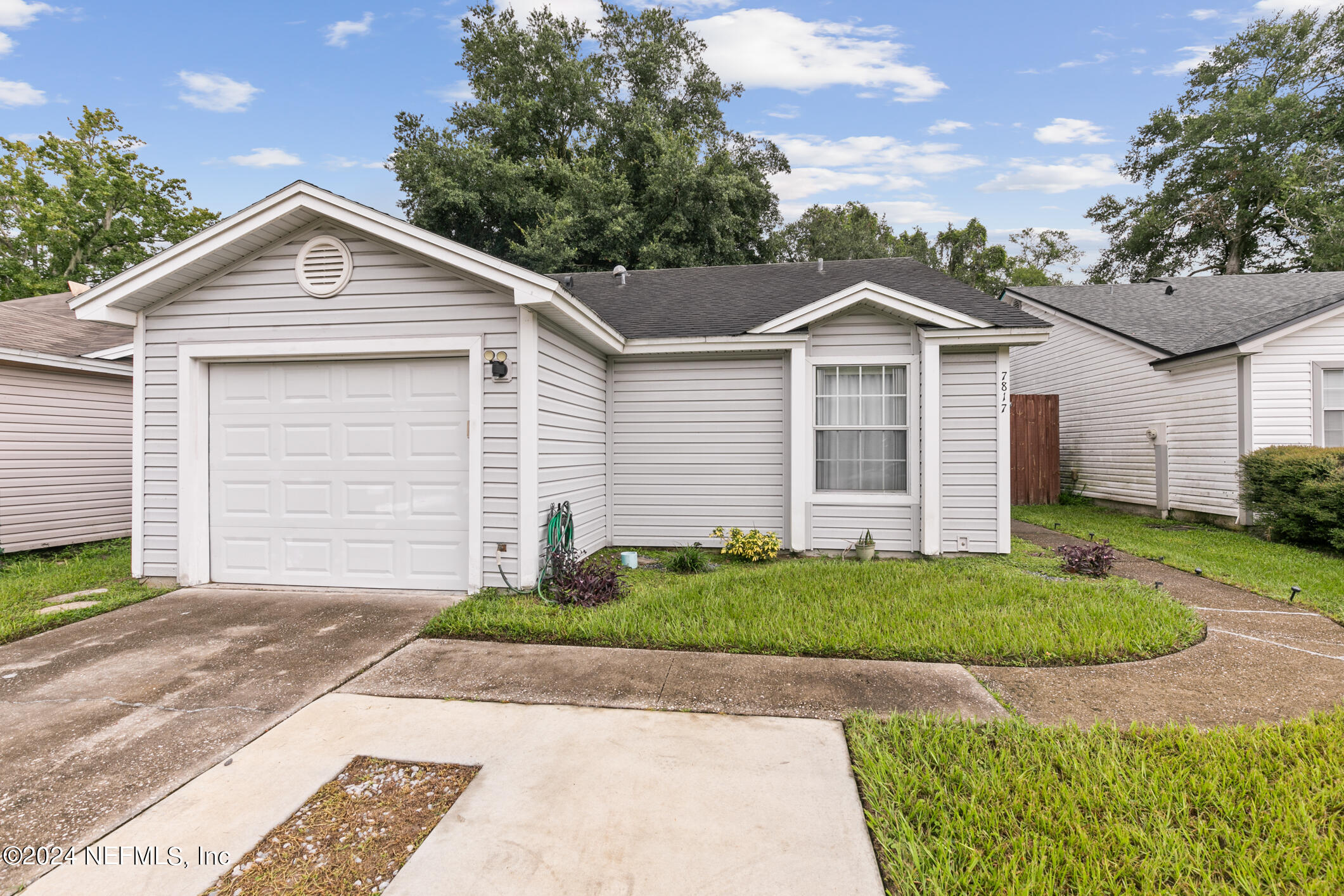 7817 AQUARIUS Circle S