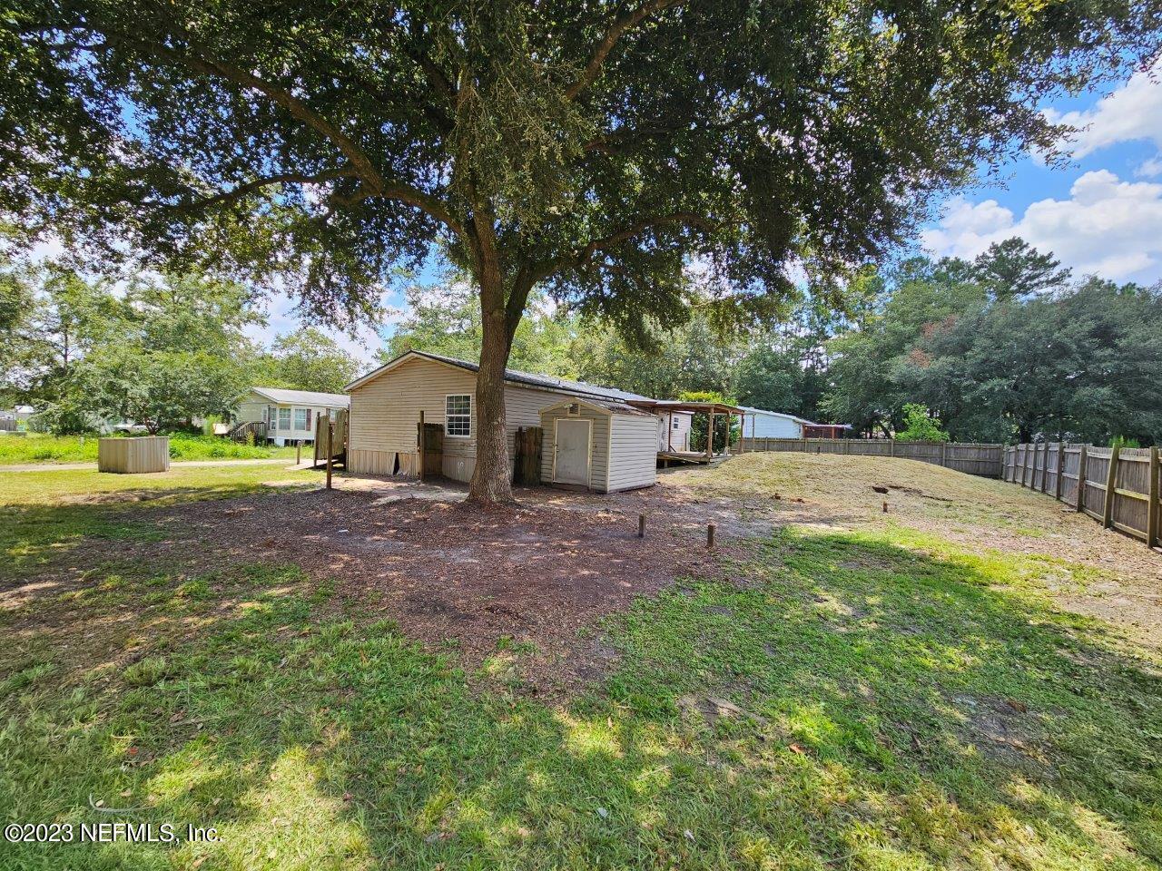 Photo 4 of 13 of 8674 ALEXA Lane mobile home