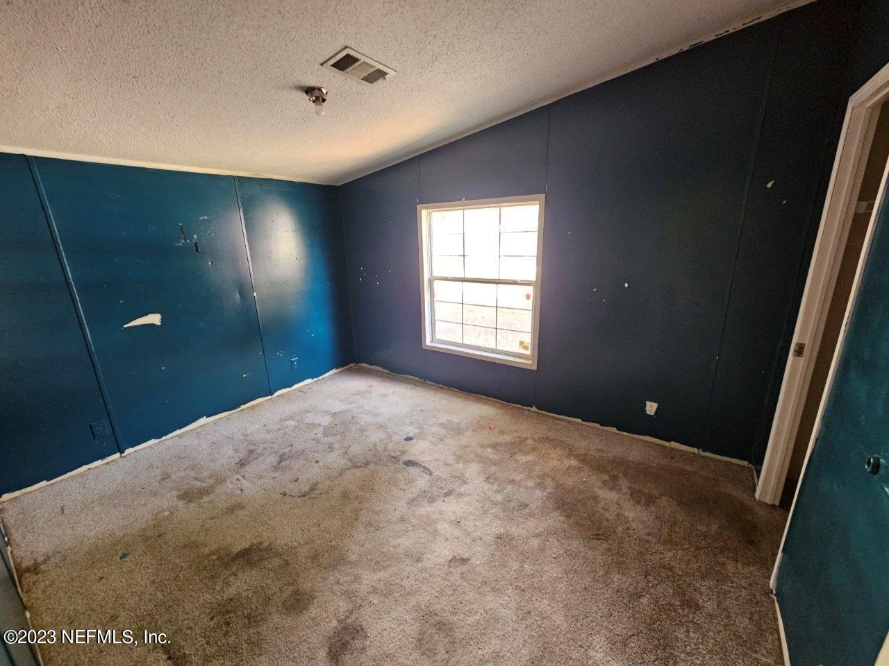 Photo 12 of 13 of 8674 ALEXA Lane mobile home