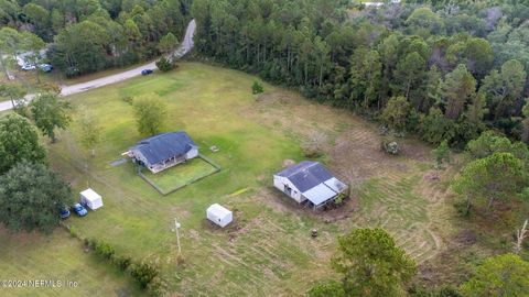 A home in Middleburg