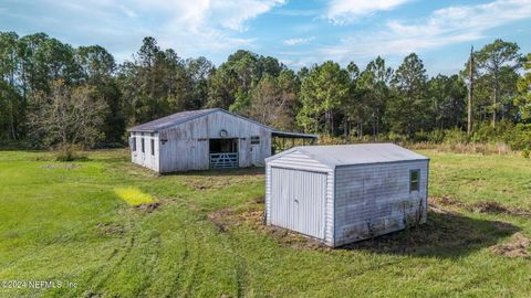 A home in Middleburg