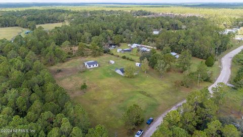 A home in Middleburg