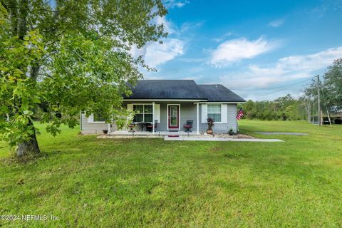 A home in Middleburg