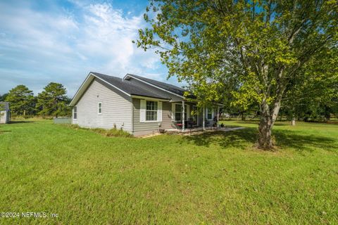 A home in Middleburg