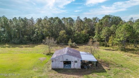 A home in Middleburg