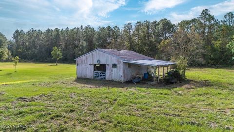 A home in Middleburg