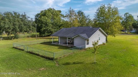 A home in Middleburg