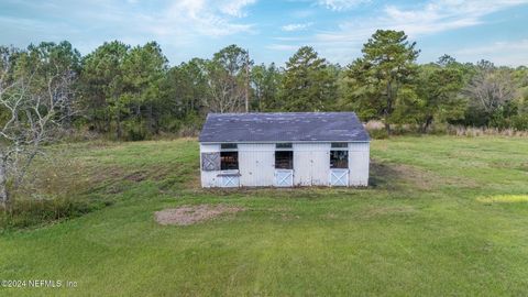 A home in Middleburg