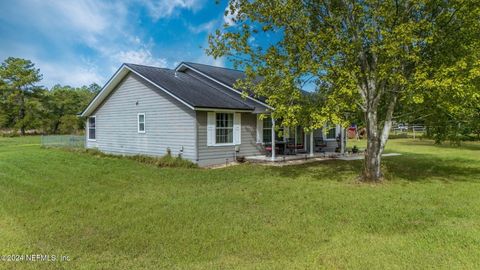 A home in Middleburg