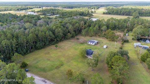 A home in Middleburg