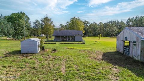 A home in Middleburg